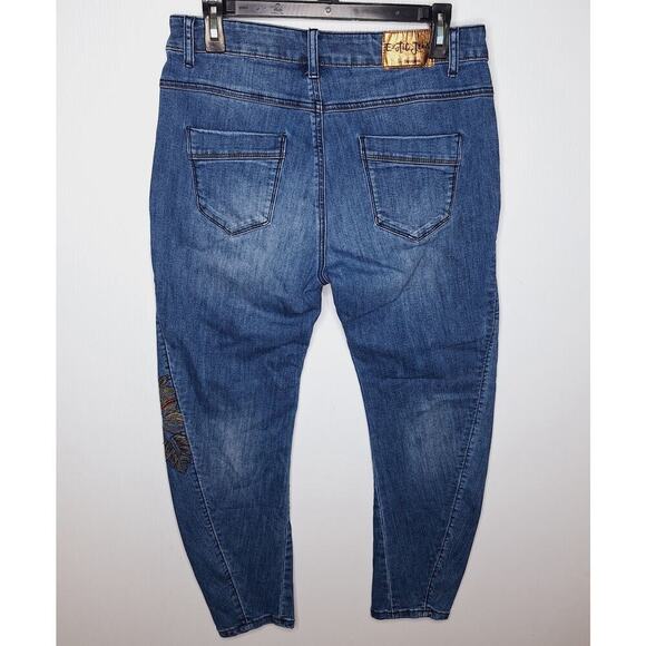 Desigual Barrel Jean 28 Horseshoe Floral Embroidered Exotic Pakaian Celana Artsy - Picture 12 of 13